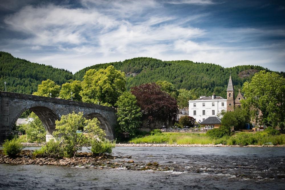 Atholl Arms Hotel Dunkeld Eksteriør bilde